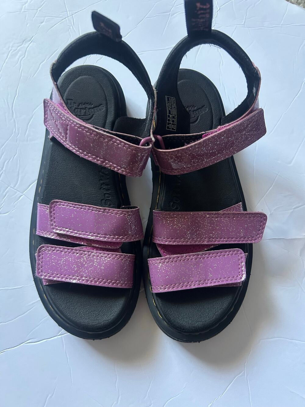 Dr. Martens Youth Klaire Glitter Leather Strap Sandals Size US M4 US L5